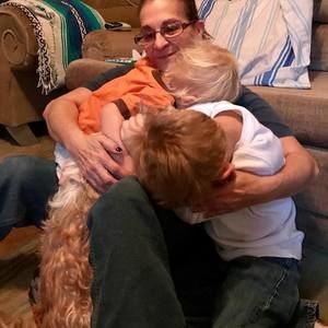 Meet your Posher, Desiree